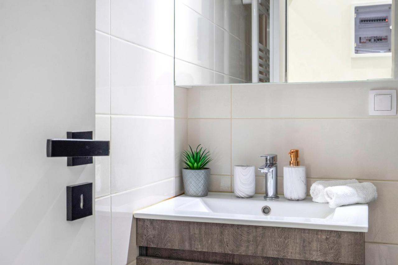 Central 2Br Apartment In The Heart Of Atenas Exterior foto